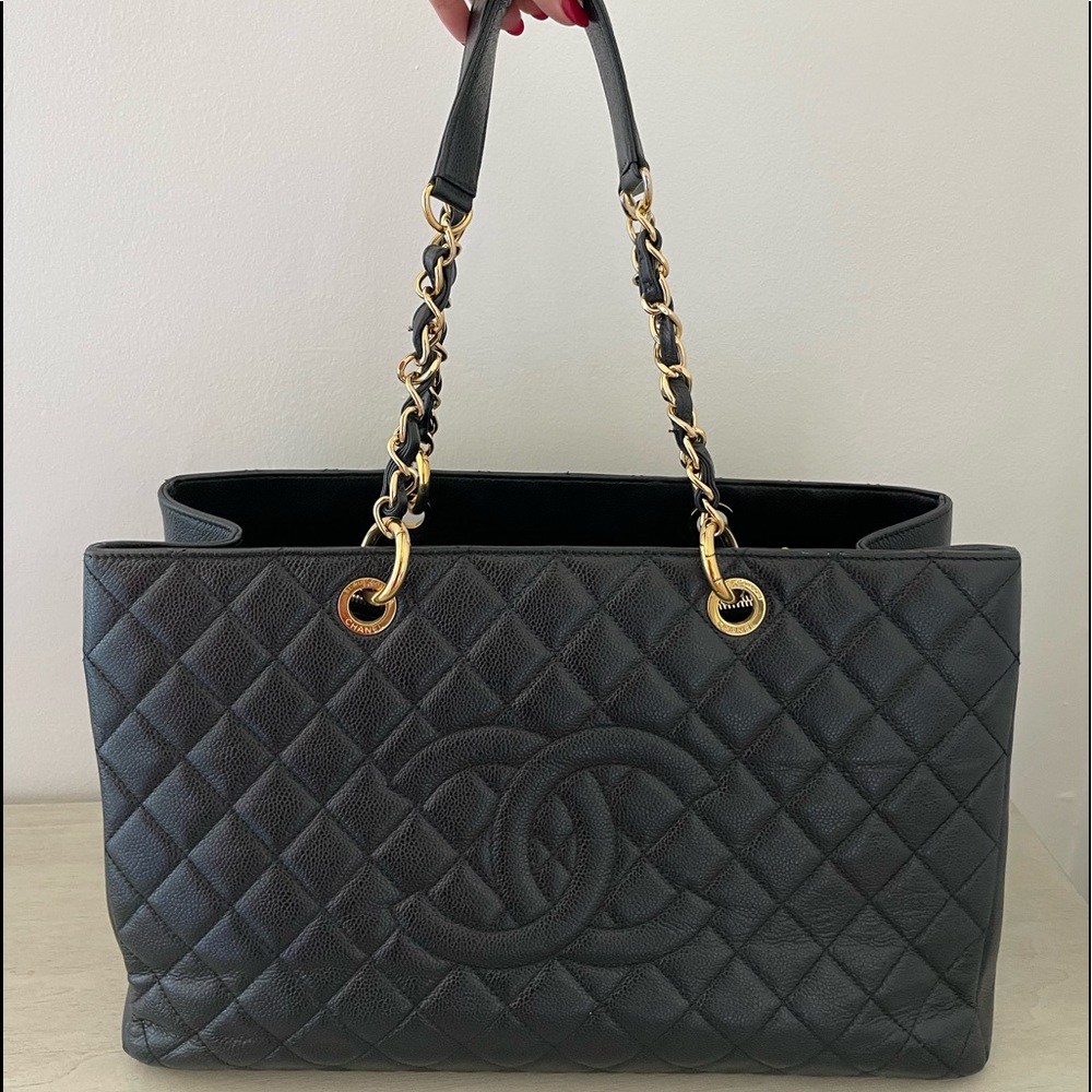 Chanel Grand Shopping Tote in Black Caviar